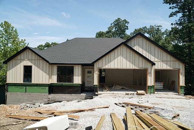 1st image of 14 Burwell Dr