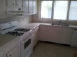 148 Tamarack Dr, Bolingbrook, IL 60440