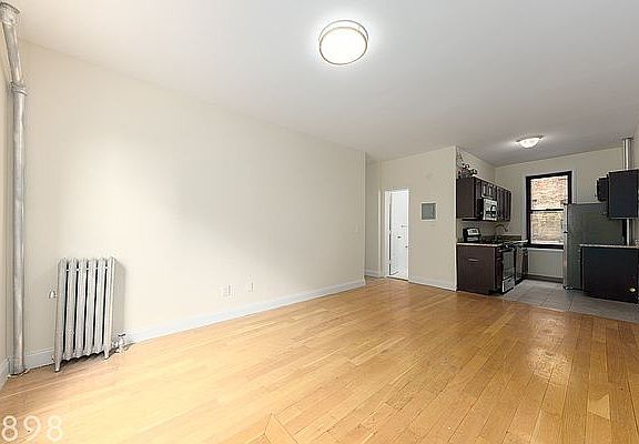 2nd image of 623 W 207th St APT 10