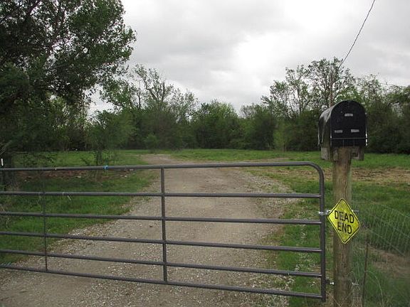 3rd image of 4024 S 598th Rd