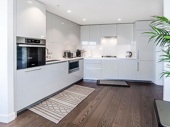 2nd image of 5788 Gilbert Rd #1603