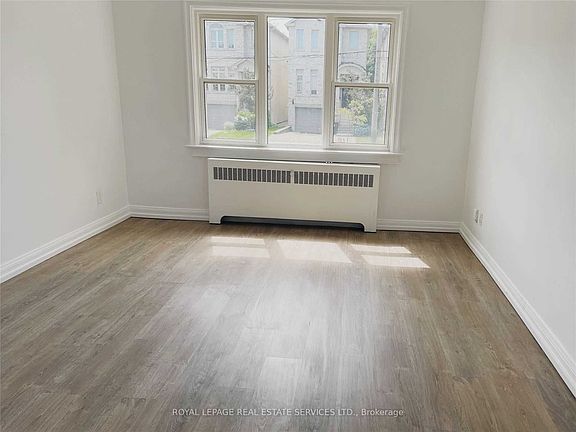 2nd image of 198 Dunblaine Ave