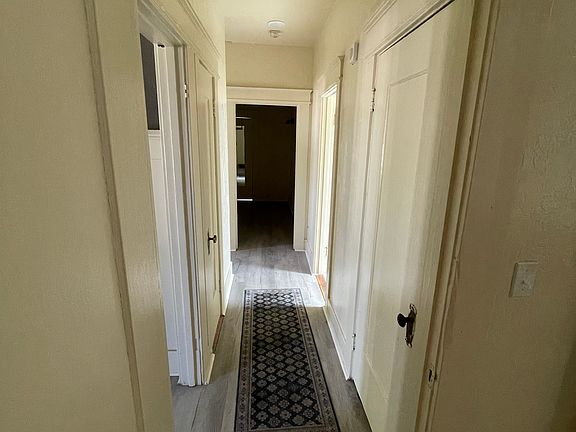 5th image of 1157 W 10th St