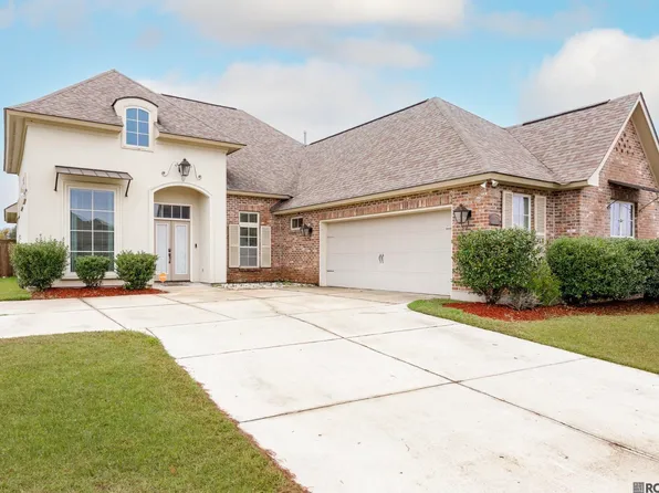 3421 Meadow Grove Ave, Zachary, LA 70791