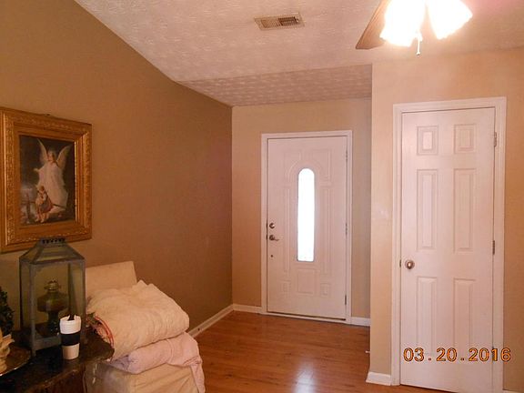 3rd image of 8031 Phyllis Ln