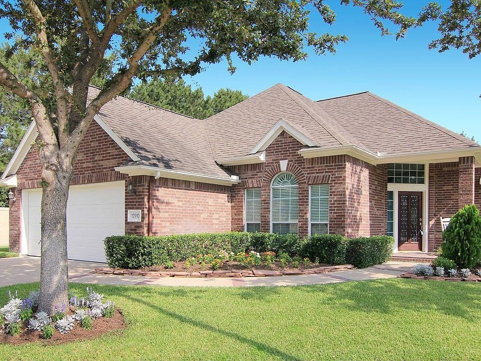 1st image of 12910 Coral Crest Ct