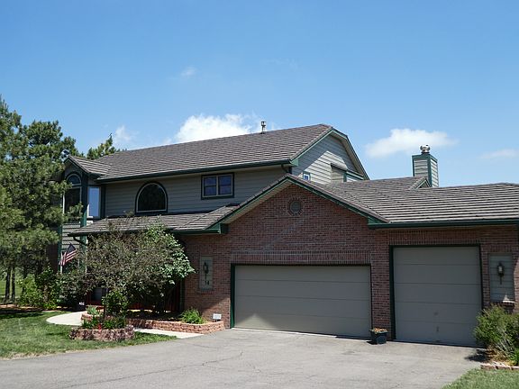 Amazing 2 story Home!