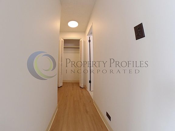 4th image of 1535 Pensacola St APT 33