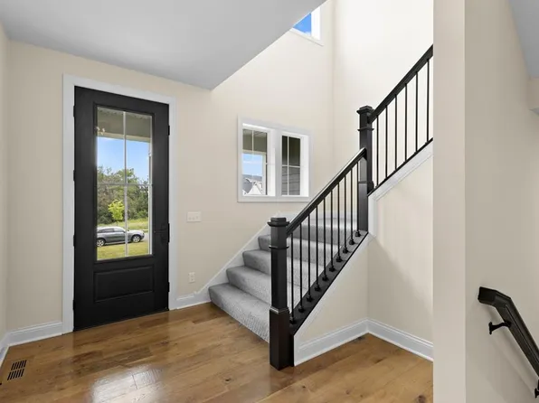 10441 56th Pl, Lake Elmo, MN 55042