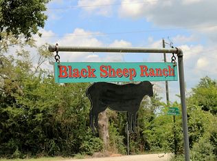 3111 Greenbriar Rd, Madisonville, TX 77864