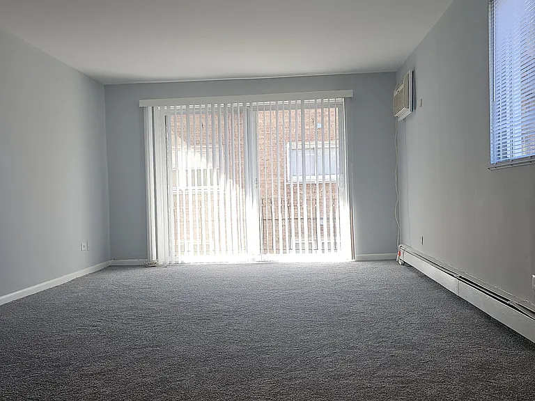 7854 Rutherford Ave #3F — Photo 23