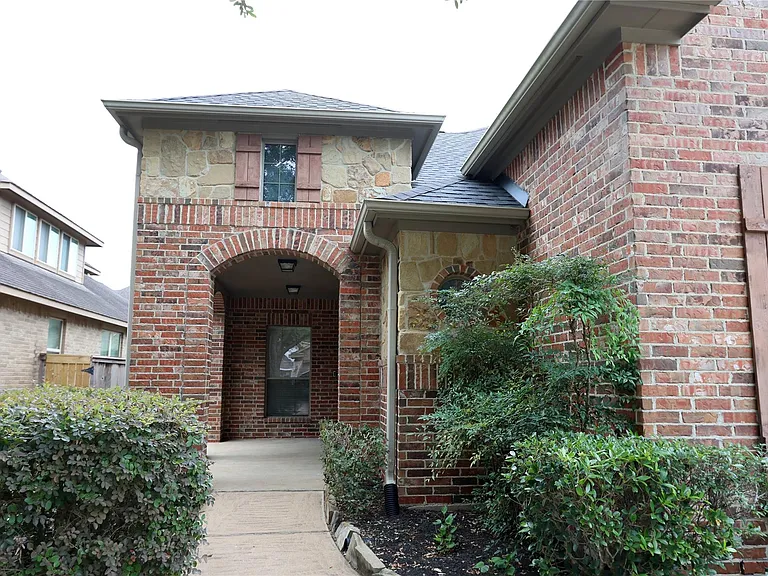 24322 Bella Florence Dr — Photo 2