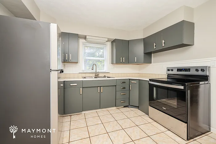 1176 Highview Dr — Photo 7