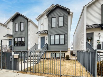 2520 W Polk St, Chicago, IL, 60612