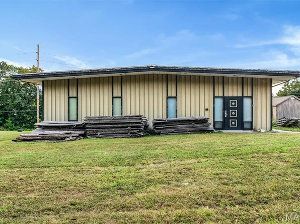 3010 Sherri Ln, Imperial, MO 63052