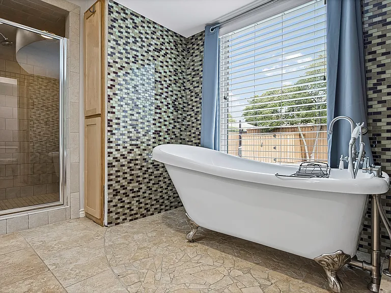 12927 Fall Manor Dr — Photo 28
