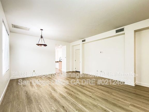 4th image of 12252 Pepper Tree Ln