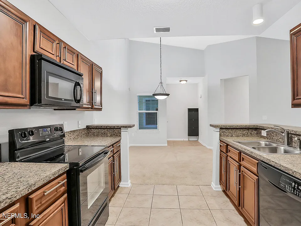 8241 Pelican Landing Rd #304