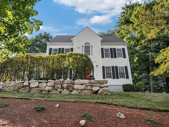 2nd image of 22 Fiske Rd