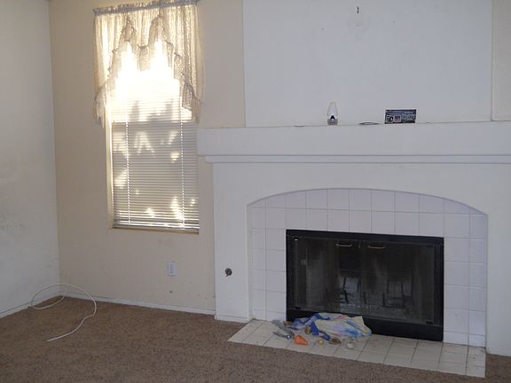 5th image of 41669 Valor Dr