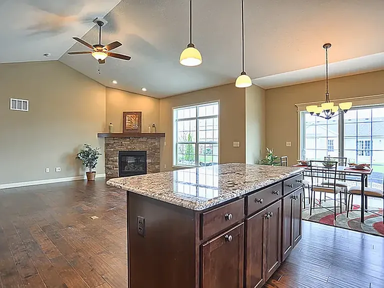 108 Cattail Ave — Photo 11