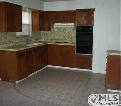 4th image of 214 Trudy Ln