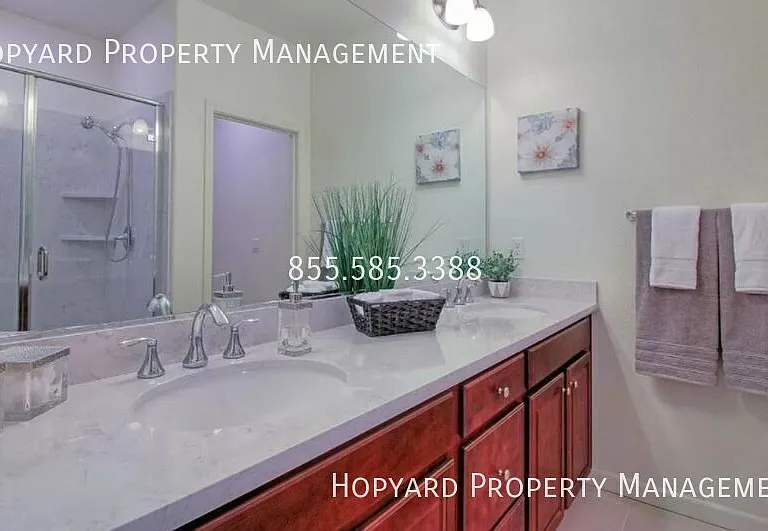 215 Siderno Ct — Photo 10