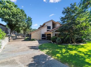 2719 Shadow Ct, Arlington, TX 76006