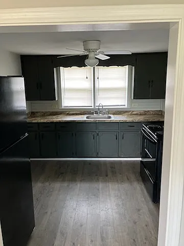 107 S 32nd St — Photo 11