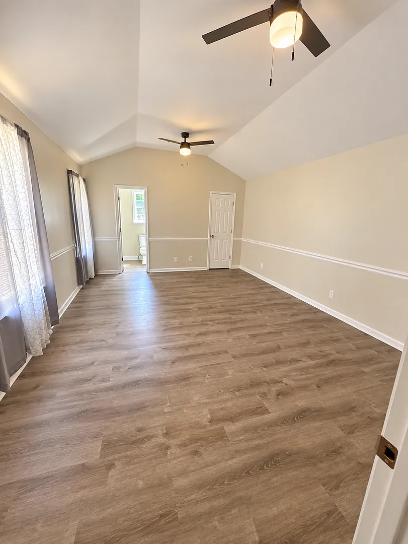 113 Rose Street — Photo 3
