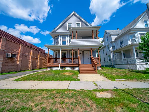 12-14 Kendall St #1
