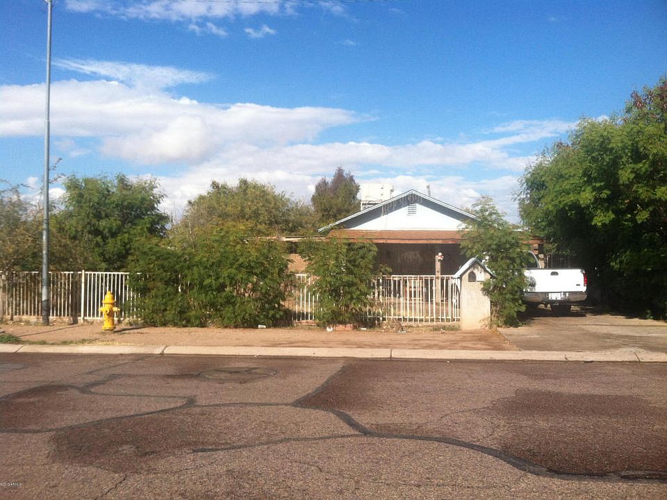 2nd image of 3050 W Yuma St