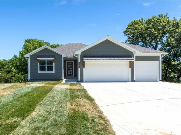 5306 Lakewood St, Kansas City, KS 66106