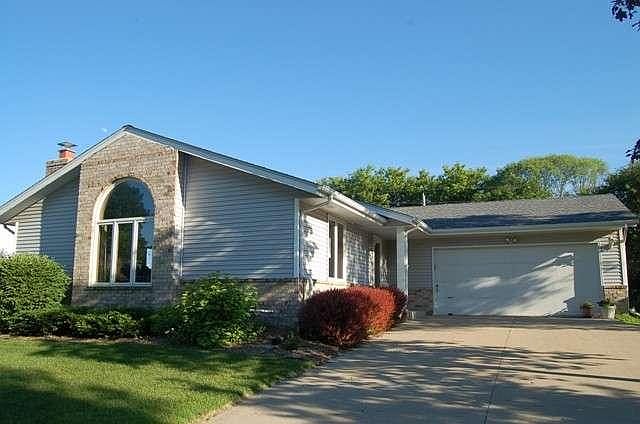 1st image of 1207 Larchmont Dr