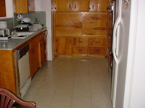 To View: Call 909-289-0118