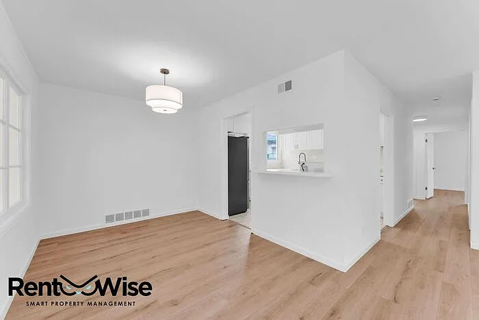 110 Cuesta Dr — Photo 18