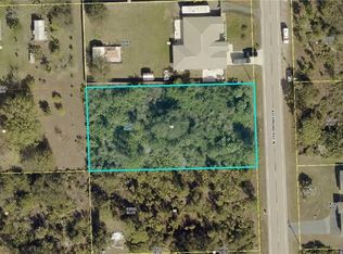 905 Richmond Ave N, Lehigh Acres, FL 33972