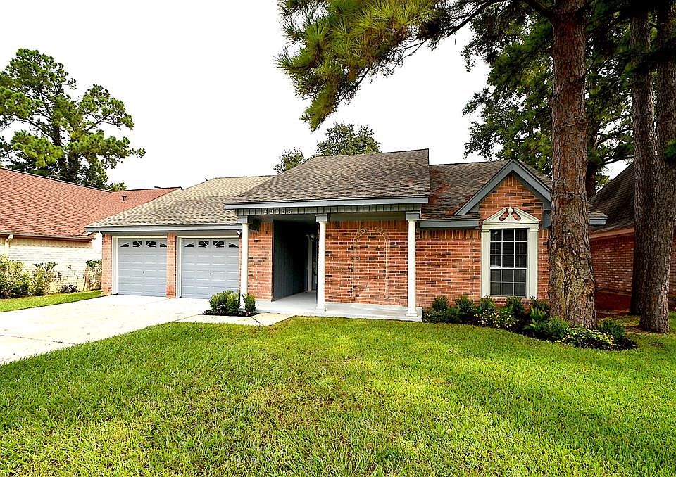 1st image of 22326 Mosswillow Ln