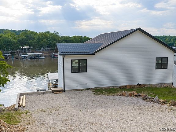 3rd image of 1409 Skywater Rd