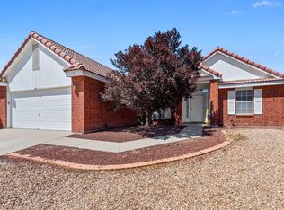 32 Cedar Ave, Los Lunas, NM 87031