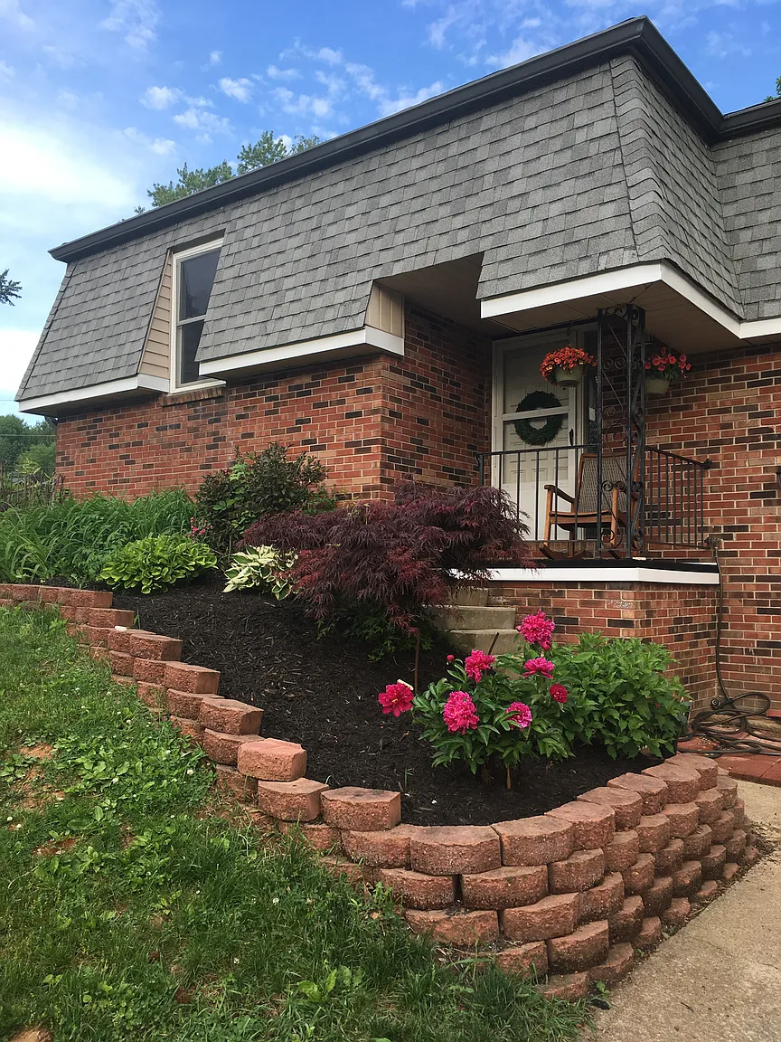 814 E Eddington Ct photo 1
