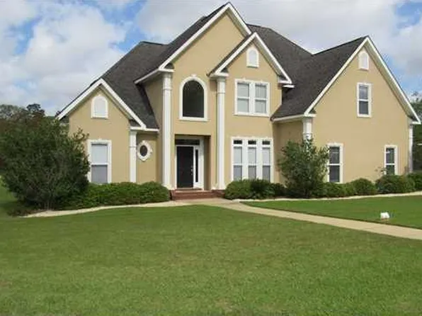 5755 Vaughn Dr E, Satsuma, AL 36572