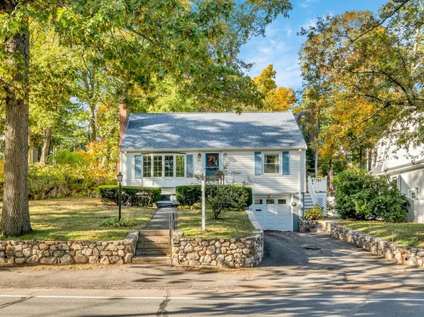 375 Marrett Rd, Lexington, MA 02421