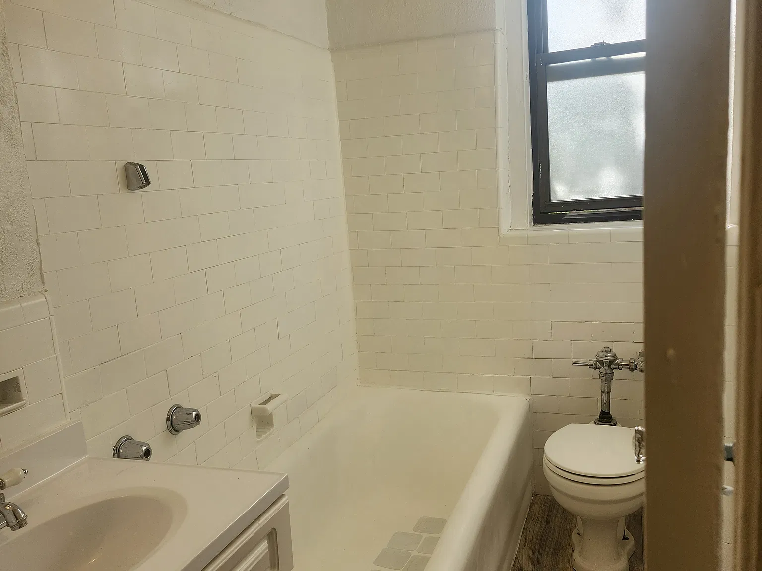 Portugal Pl, Mount Vernon — Photo 3