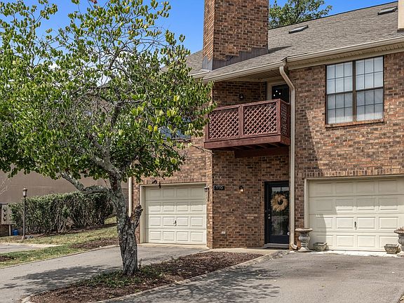 2nd image of 110 Villa View Ct