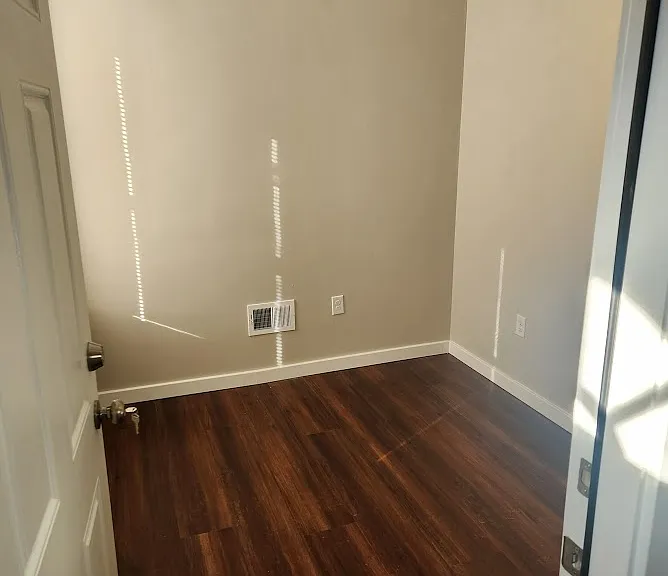 1933 E Huntingdon St #1 — Photo 4
