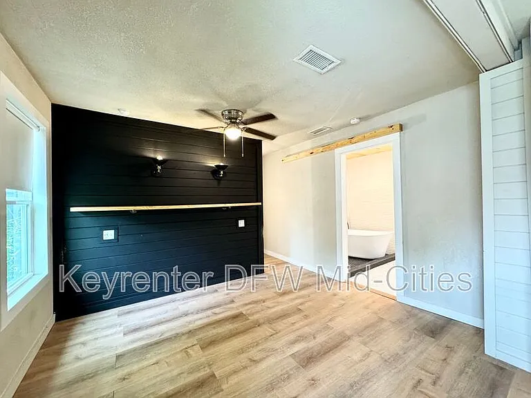 2703 Downing Ave — Photo 8