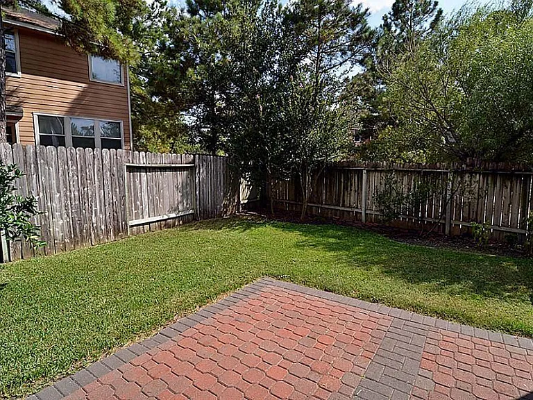 74 Blue Creek Ct — Photo 19