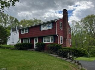 53 Hunters Ln, Sparta, NJ 07871