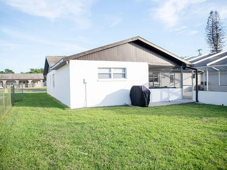 962 Country Club Ave — Photo 40